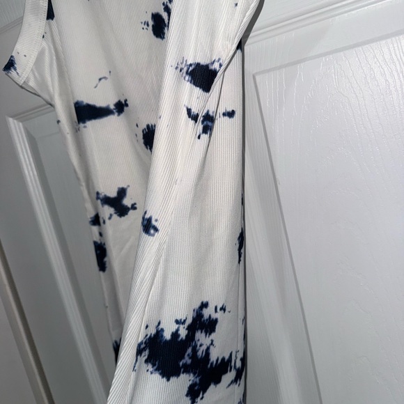 Women’s Tank top - Picture 4 of 7